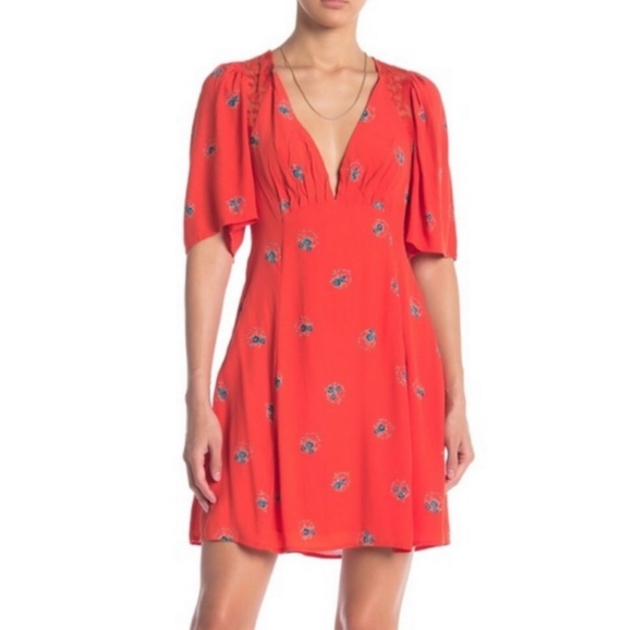 Free People Mockingbird Mini Dress Deep V Neck SS Open Back Hot Cherry Siz 8 NWT - Picture 9 of 16